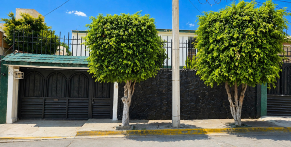 venta-9884d0f739-5-1100 Casa en Venta Jardines de Atizapán, Atizapán de Zaragoza