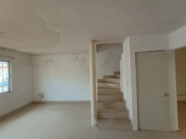 venta-3a32a754fe-4-1100 Casa en Venta Condominio en Villas del Real, Tecámac