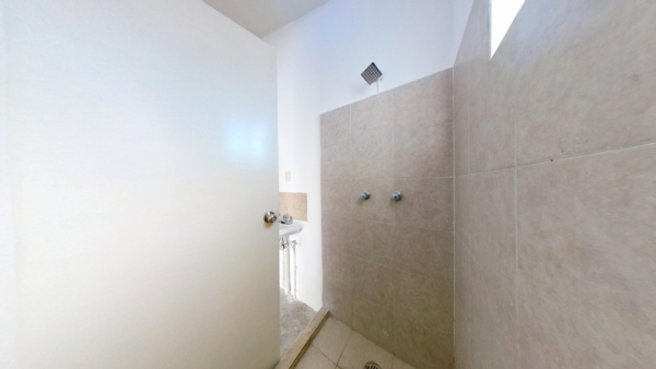venta-b7228c6175-10-1100 Casa en Venta Condominio en Hacienda Los Encinos, Zumpango